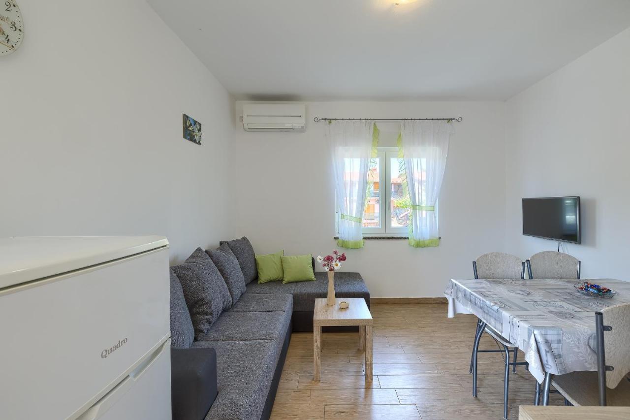Apartman Mishel 2 فاجانا المظهر الخارجي الصورة